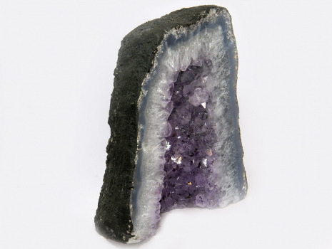 Amethyst Druse Basecut 1755 Gramm, breiter Achatrand