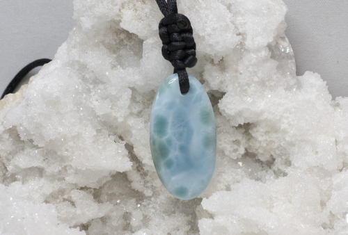 Larimar Anhänger XL am Band Nr. 3