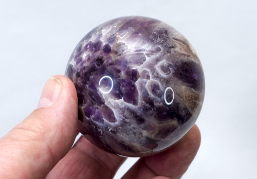 Chevron-Amethyst Kugel, Edelstein-Kugel Nr. 1
