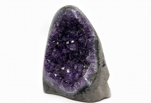 Uruguay Amethyst poliert, 460 Gramm, dunkle, violette Kristalle