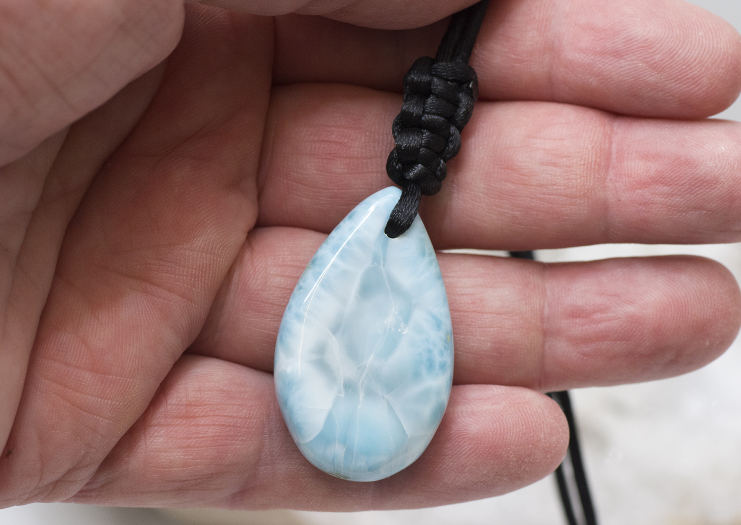 Larimar Anhänger XL am Band Nr. 2