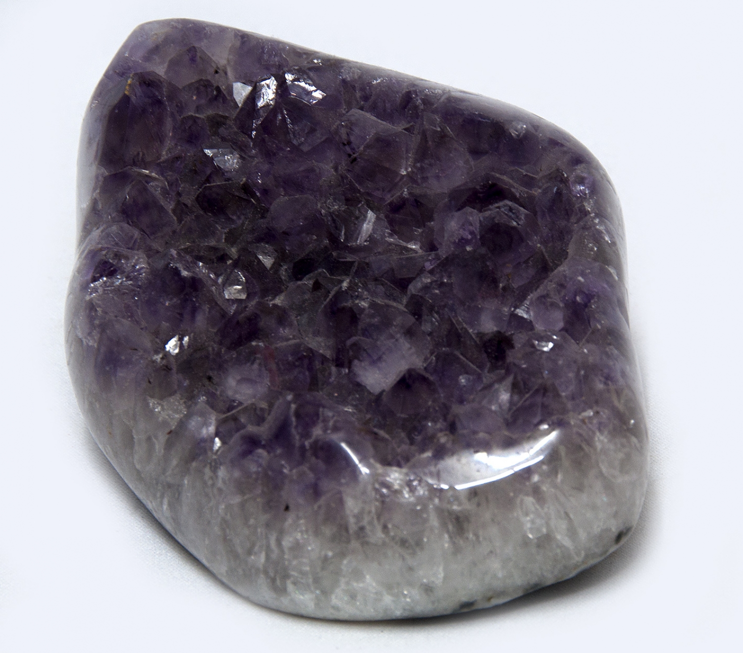 Uruguay amethyst, side polished 540 grams