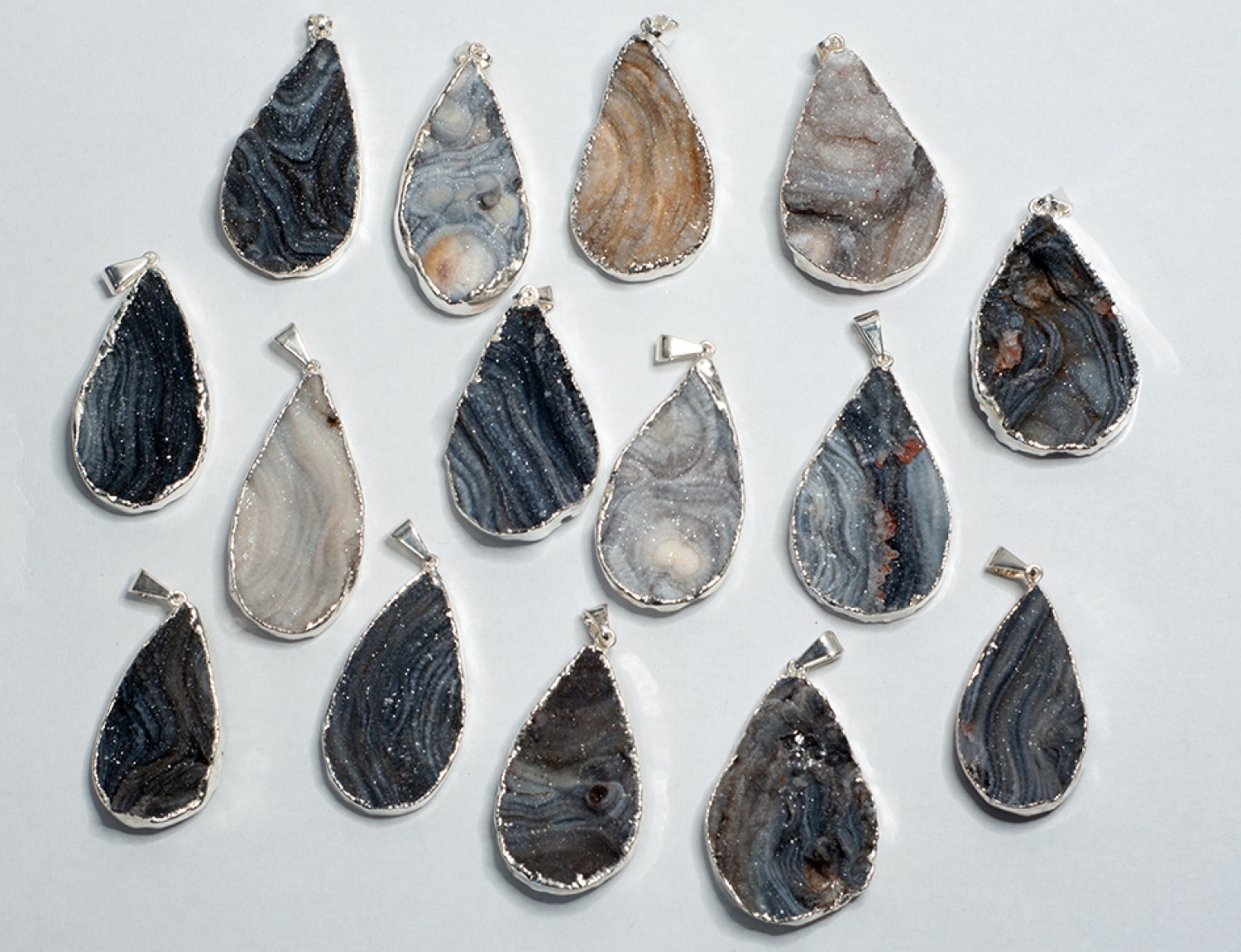 Chalcedon, Schlangenachat Anhänger, Tropfenform