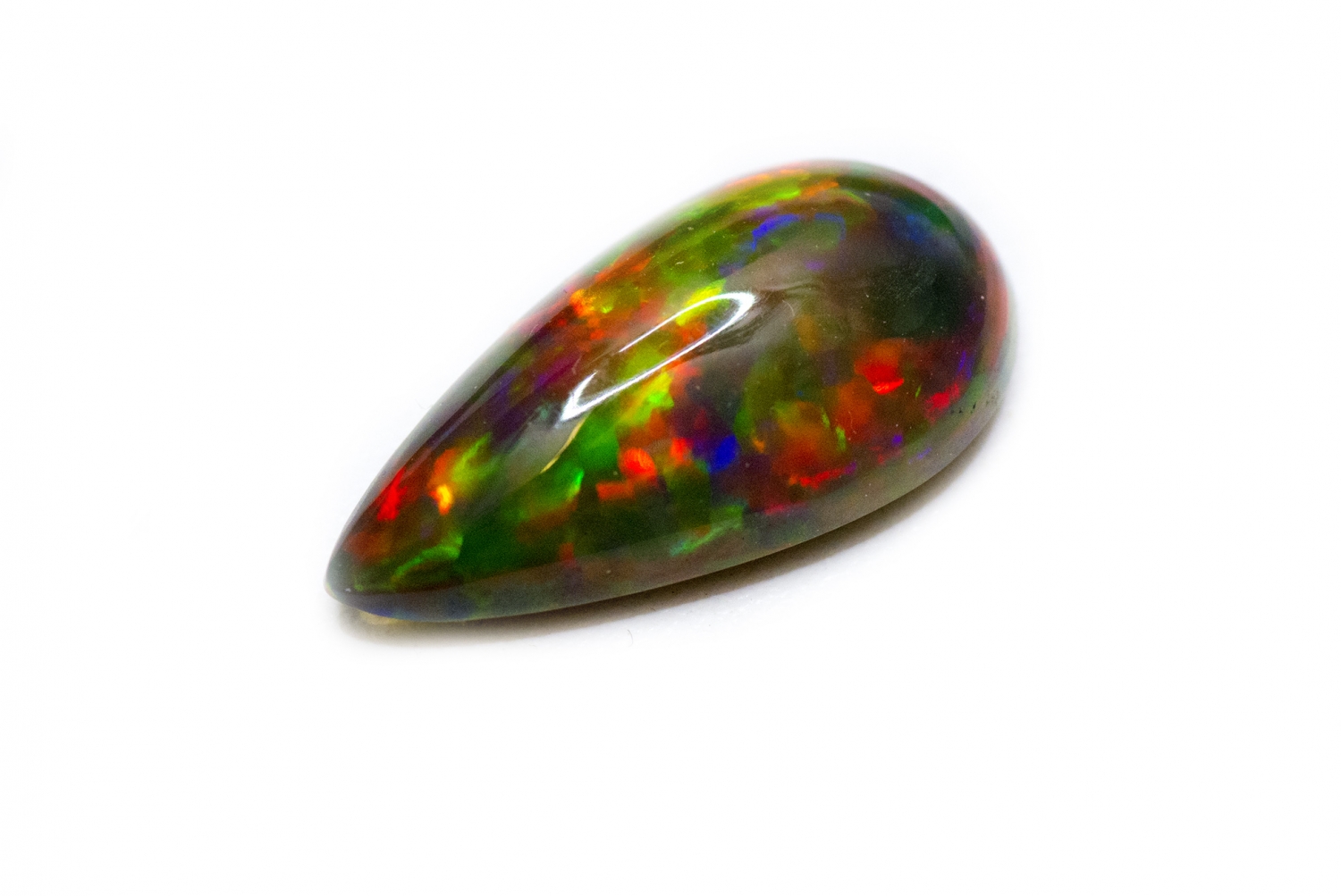 Welo Multi-Fire Black Opal Äthiopien, tropfenförmig 3 Carat