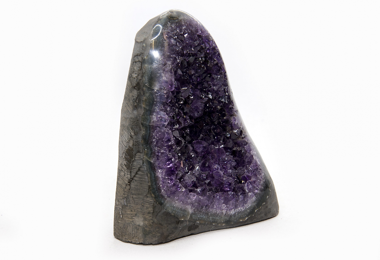 Uruguay Amethyst poliert, 460 Gramm, dunkle, violette Kristalle
